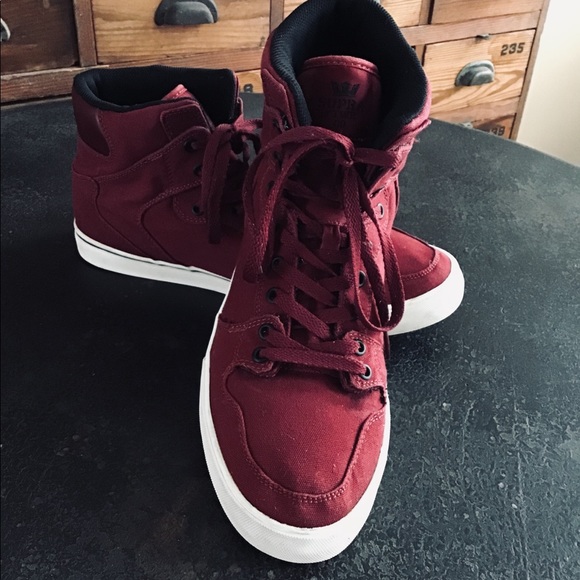 high top tennis shoes mens